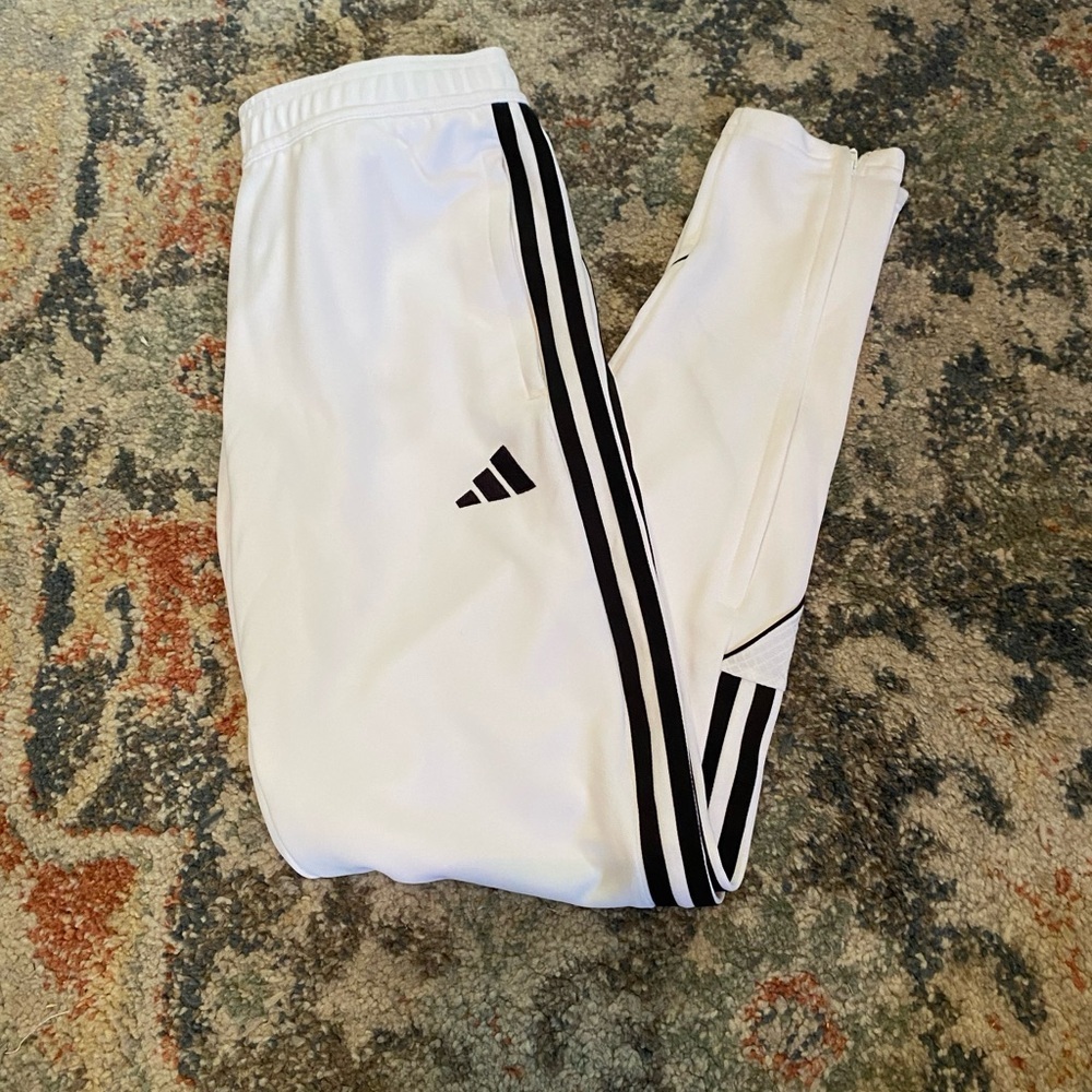 NWOT Women’s Adidas Tiro Pants